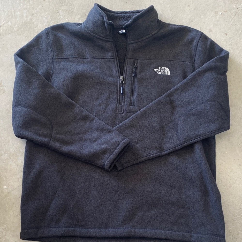 The North Face Men’s Charcoal Grey Quarter-Zip Fleece Pullover XXL